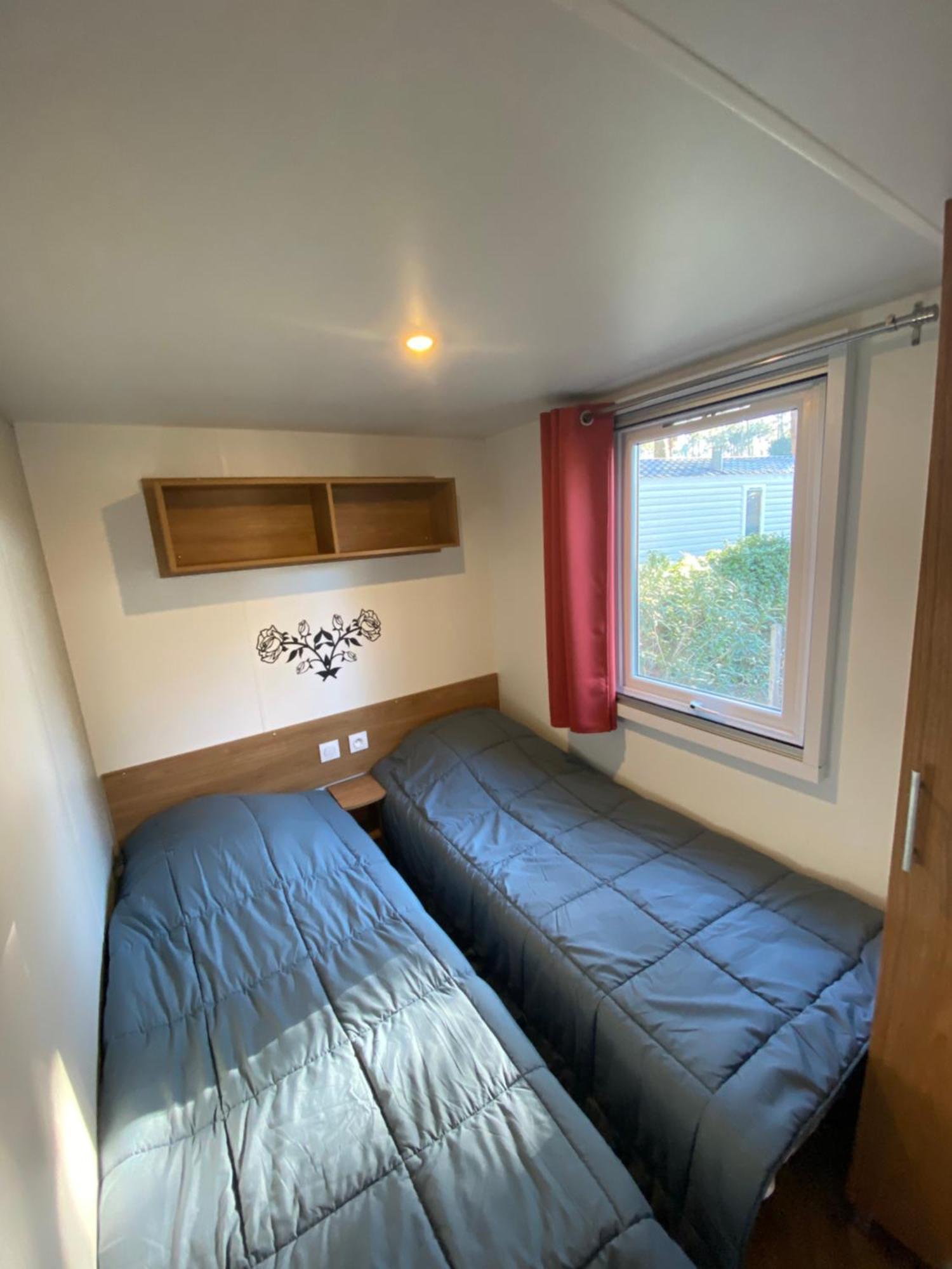 סן-ז'וליין-אן-בורן Vacances Sous Les Pins, Pres De La Mer, 6-8 Pers,Bien Equipe, Piscine מראה חיצוני תמונה